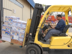 Loading warehouse for packing preparation 