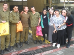 Volunteers with Soldiers